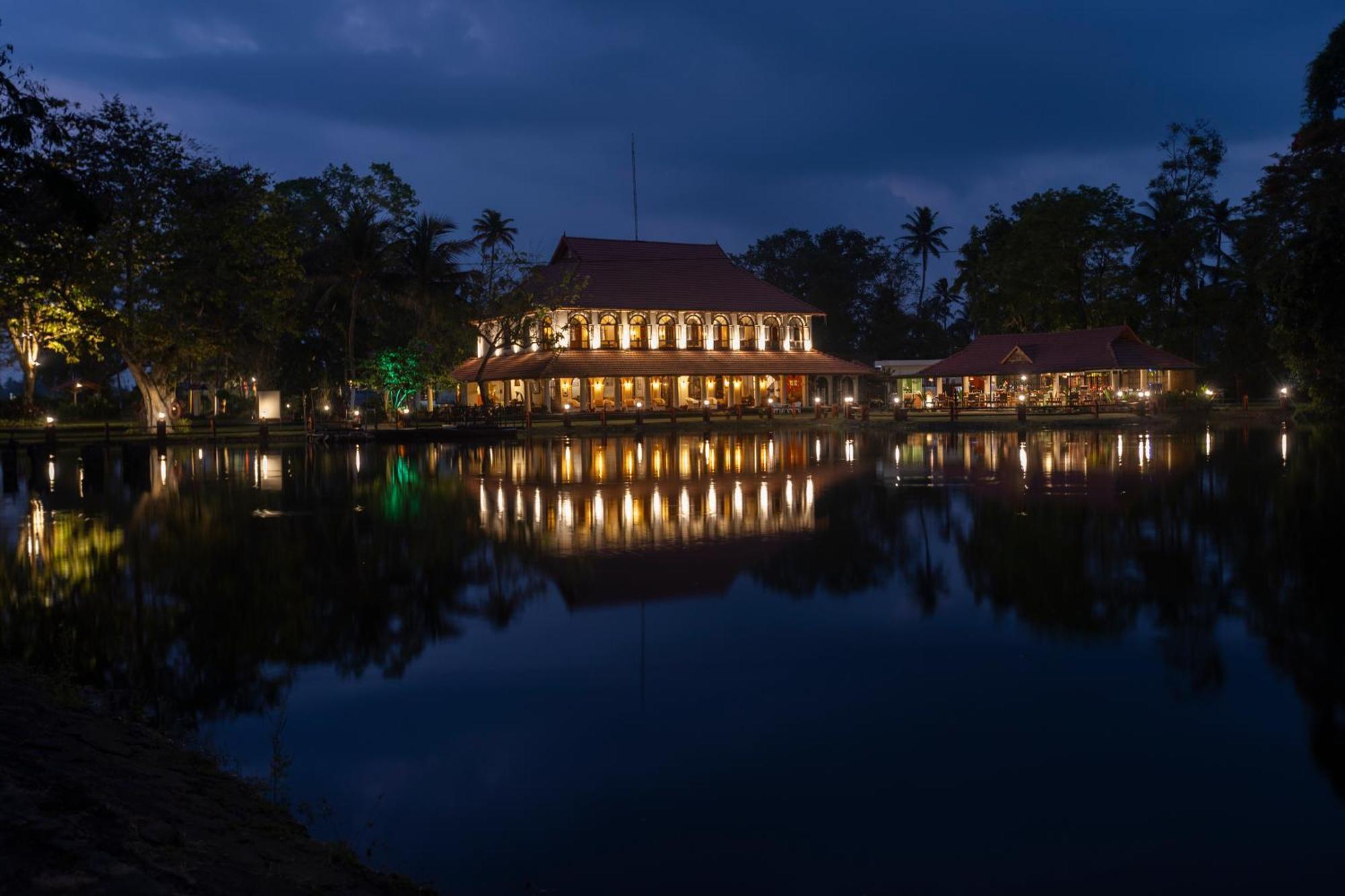 Taj And Kerala Kumarakom